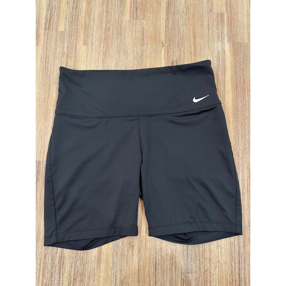 Nike Womens Athletic Shorts Size Medium - Picture 1 of 5